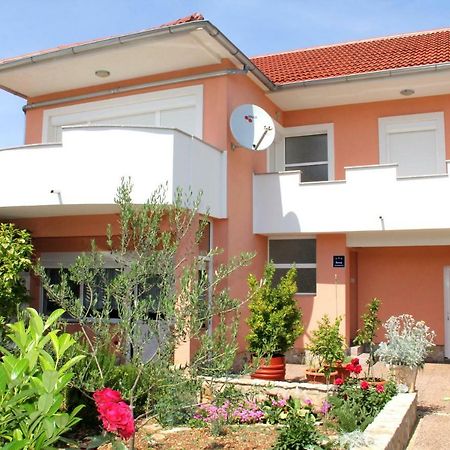 שיבניק Apartment Bura מראה חיצוני תמונה